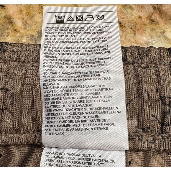 REEBOK - NWT - Men's Size 2XL Casual Hoopwear Transition Basketball Shorts - Picture 14 of 15